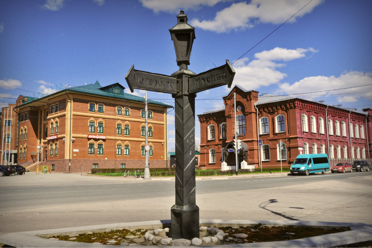 Фонтан девочка грибница Клин