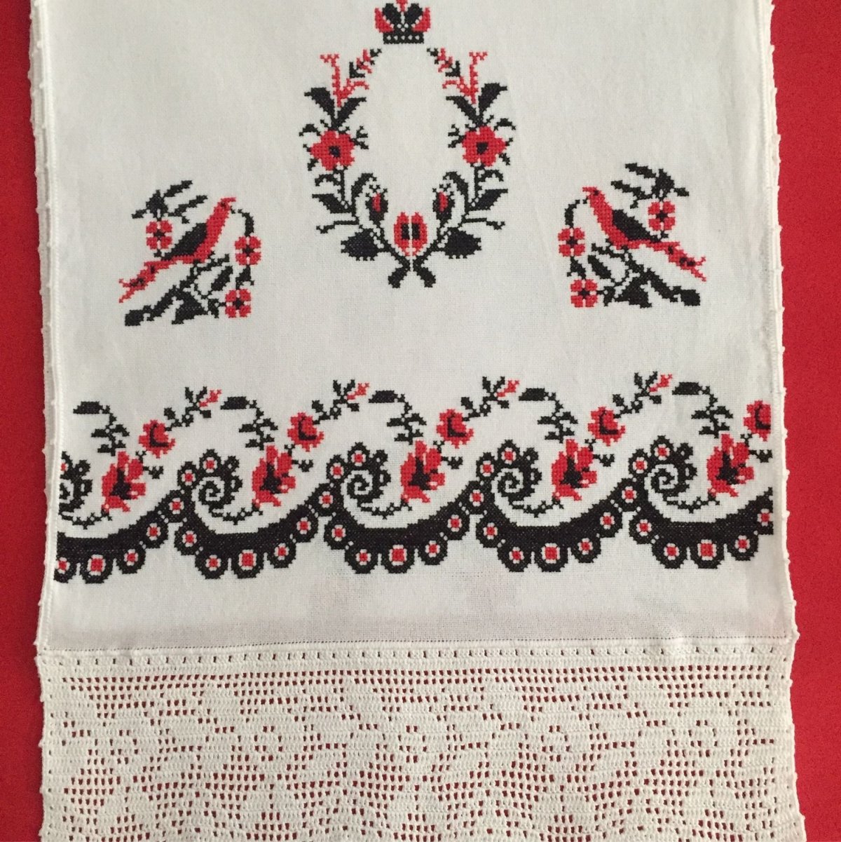 Кружевной рушник