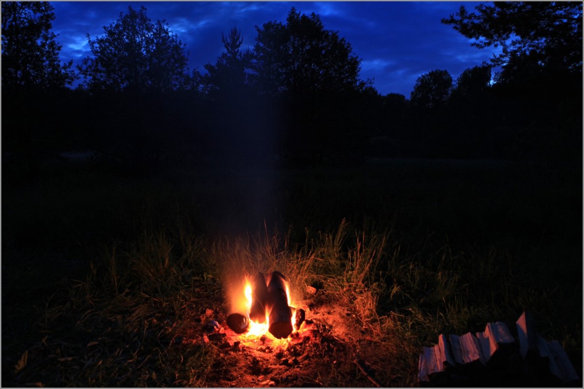 Огонь костер