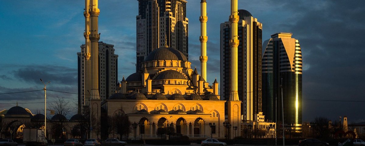 Грозный город