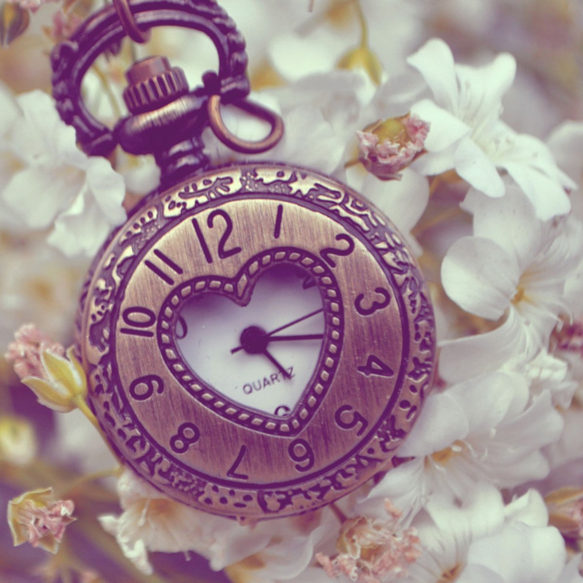 Часы красиво