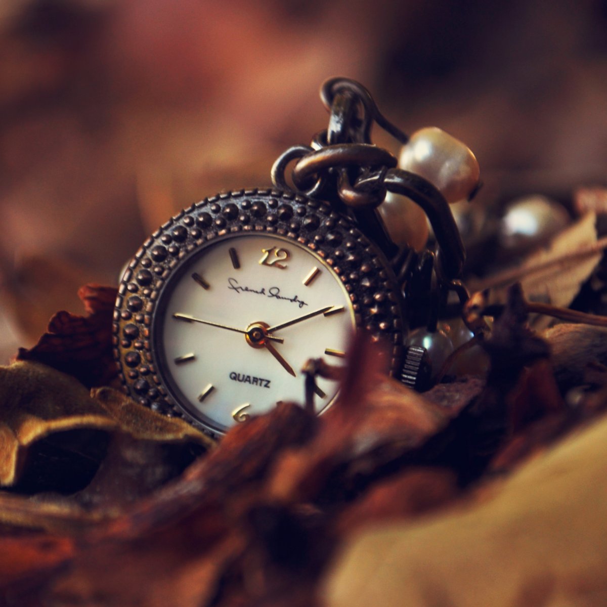 Красивые старинные часы