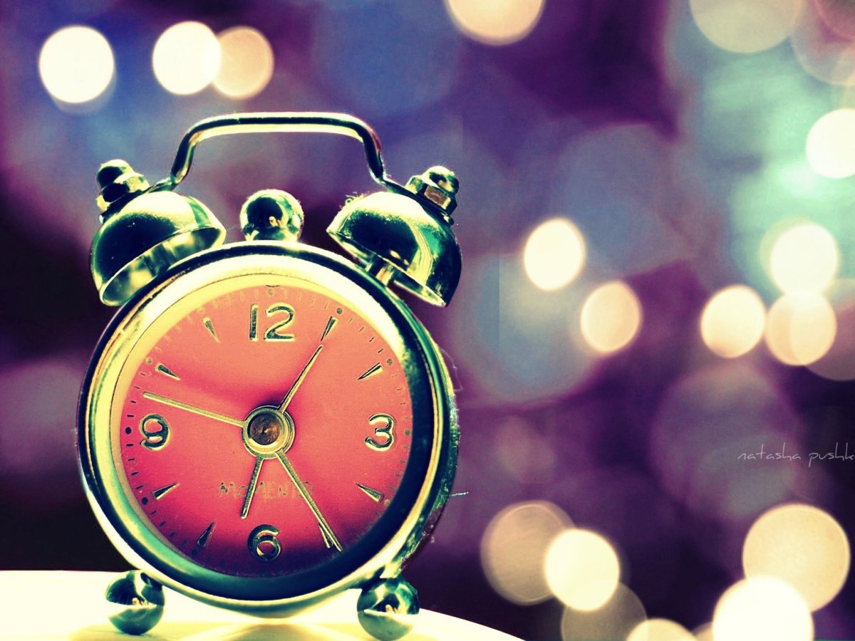 Красивый будильник