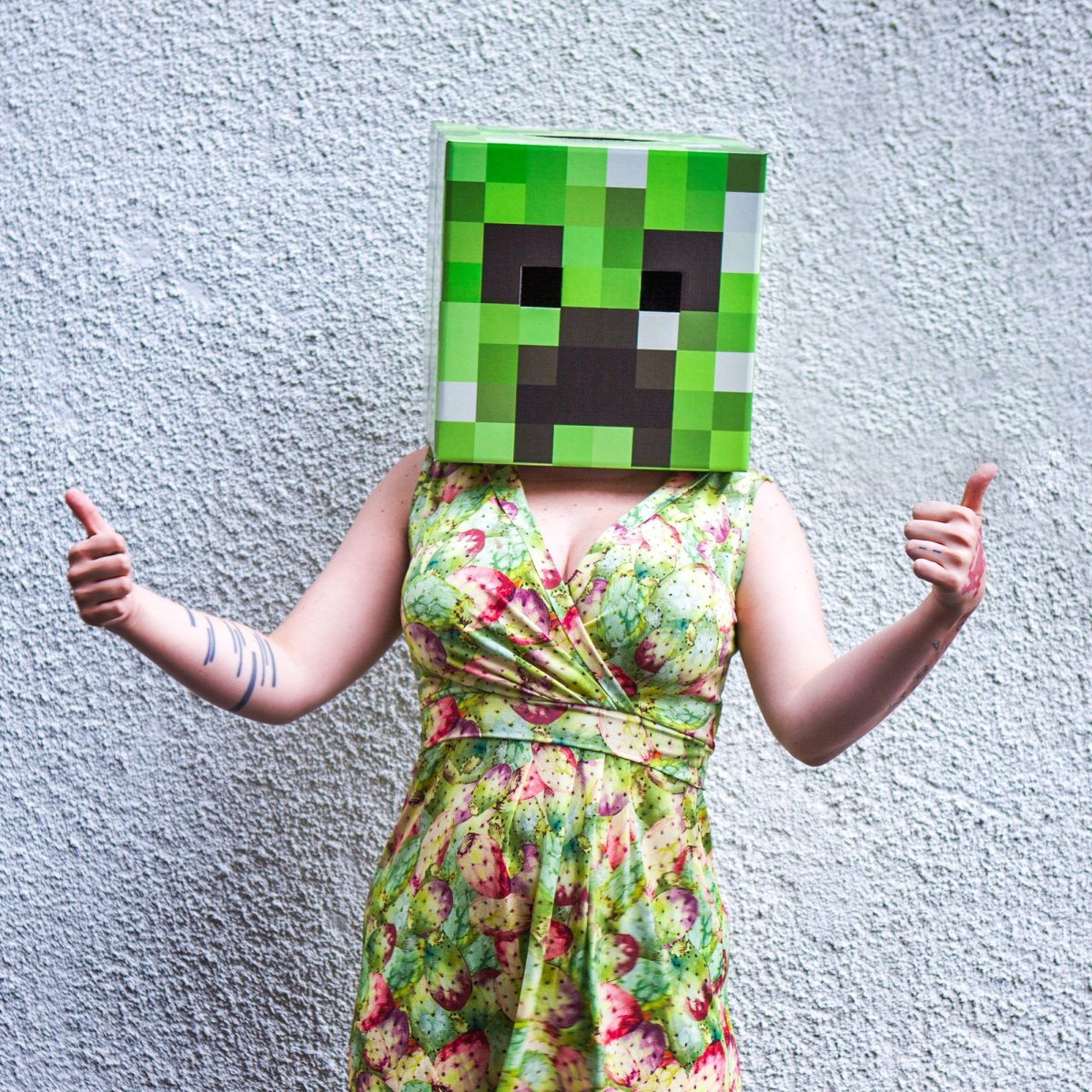 Minecraft КРИПЕР девушка