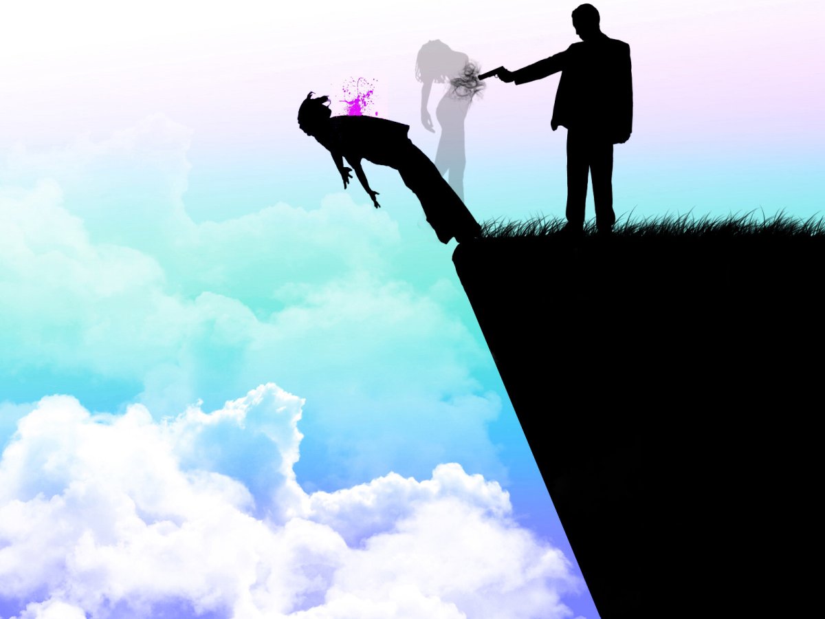 Девушка падает с обрыва