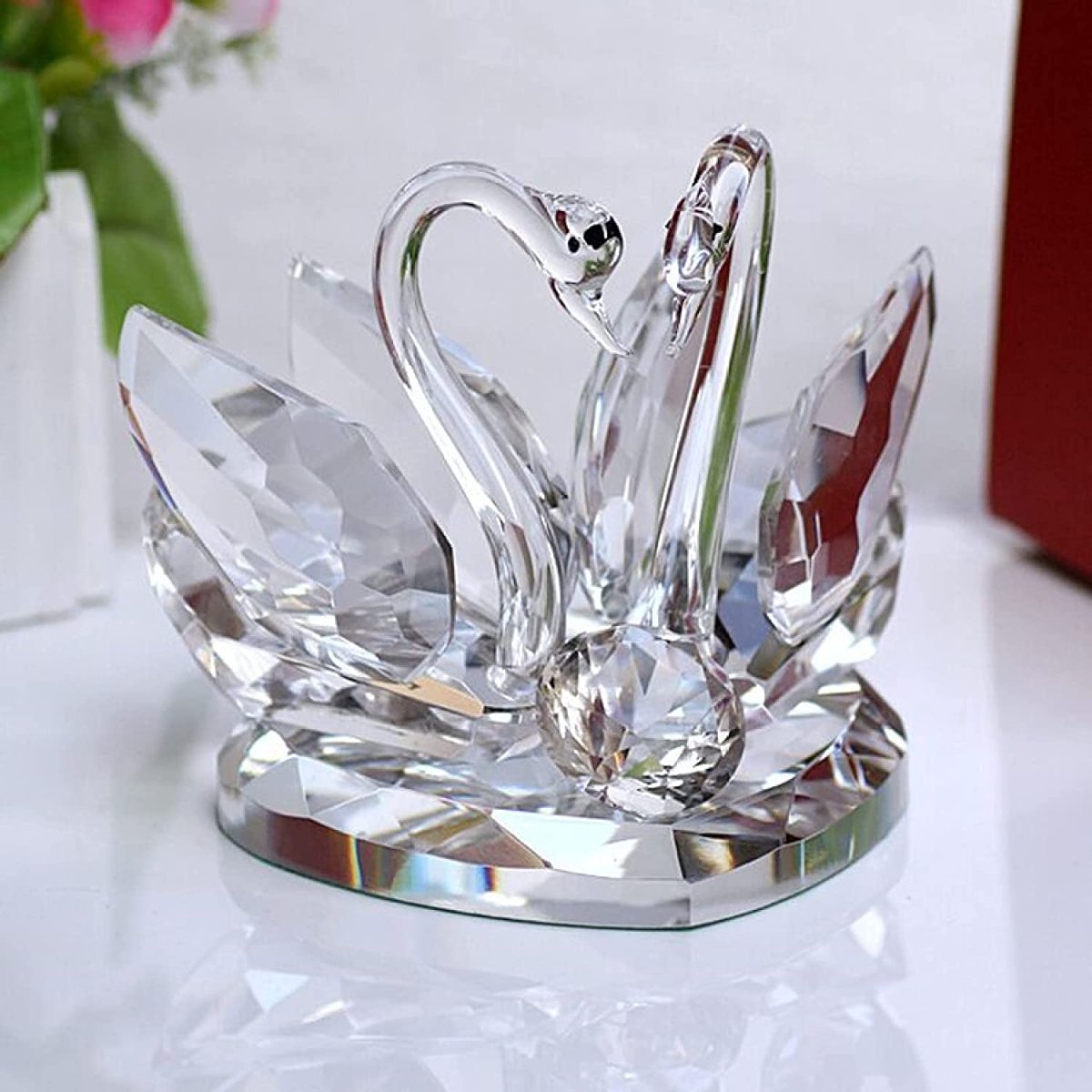 Хрустальные лебеди