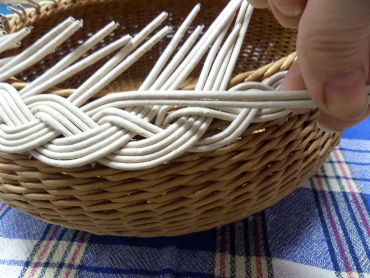 Корзинка на прозрачном фоне