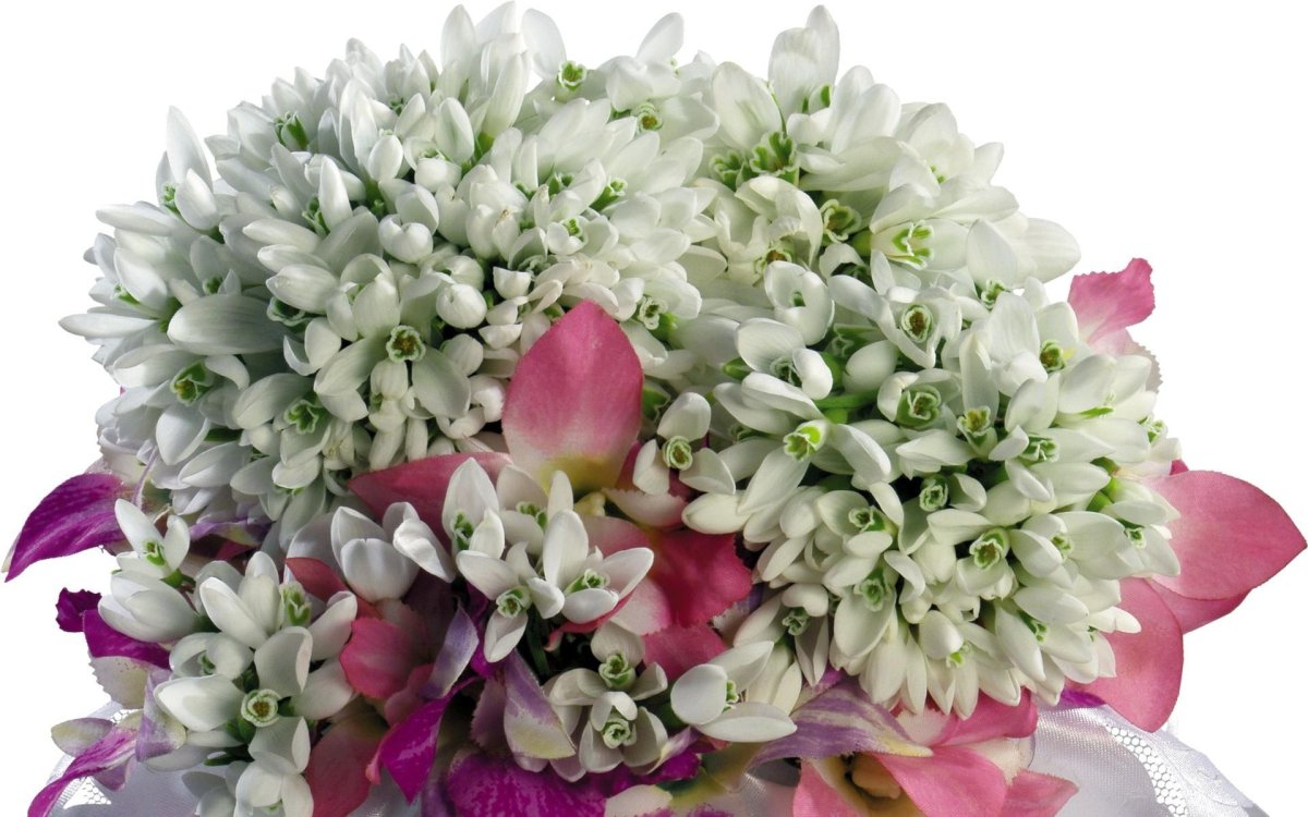 Букет подснежников в вазе