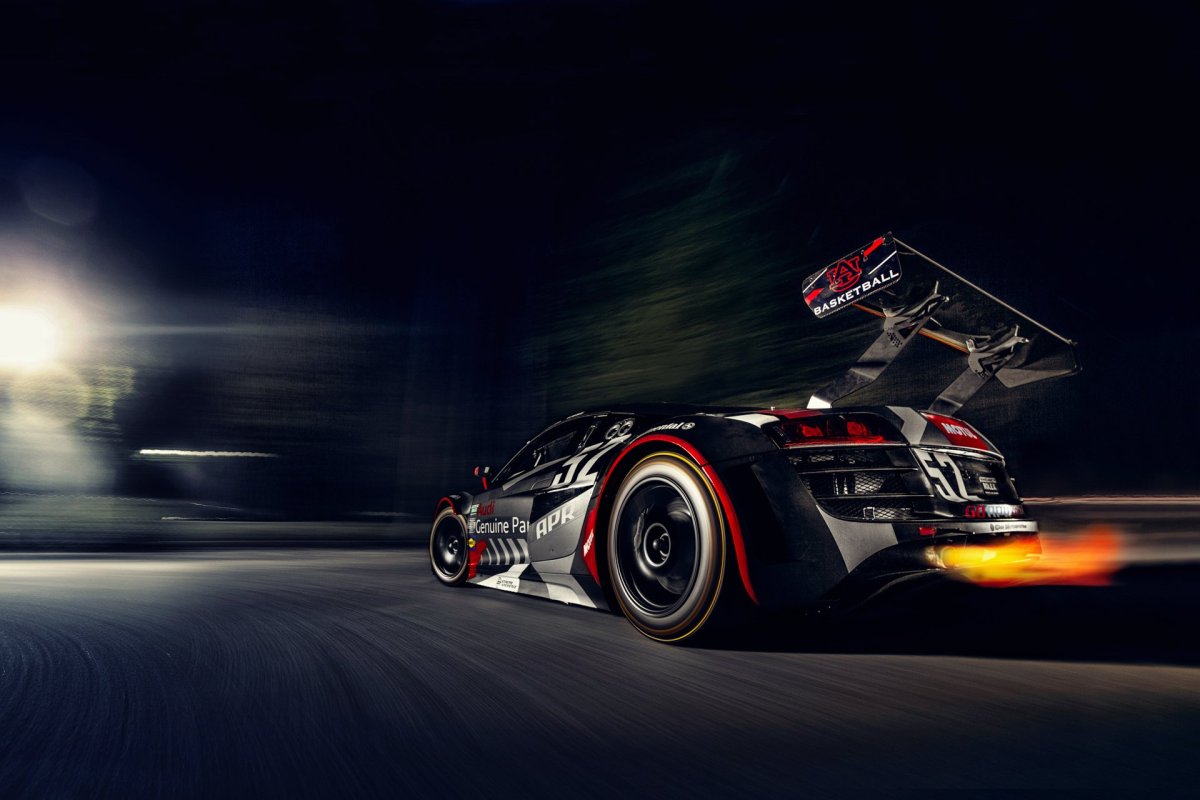 Гоночный автомобиль обои