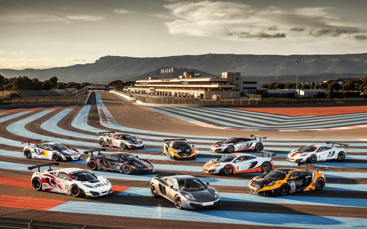 Макларен (автогоночная команда)