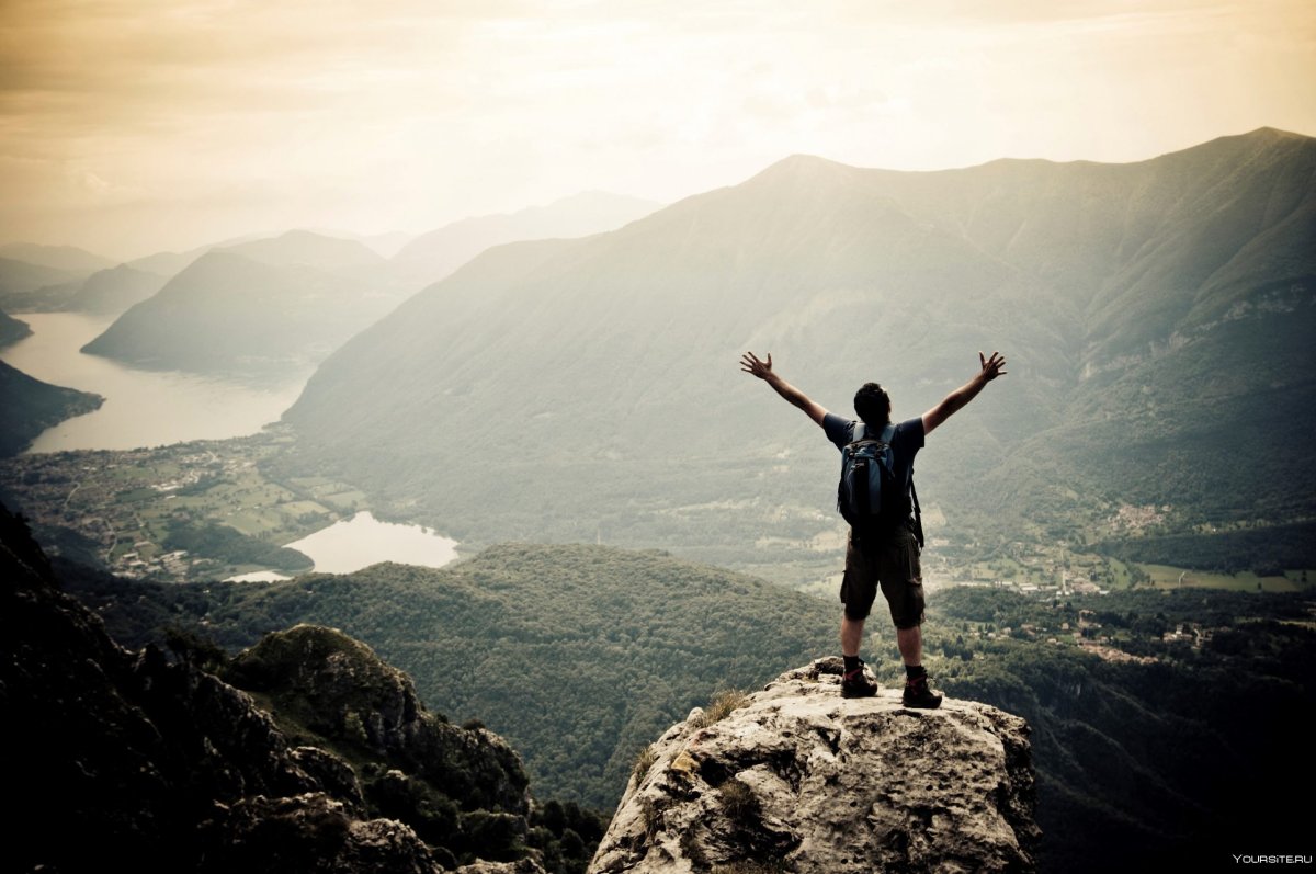 Человек на горе