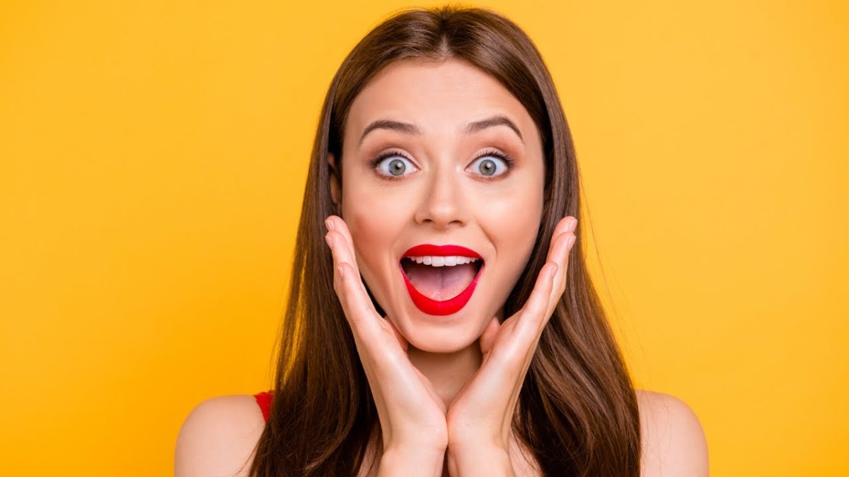 Девушка удивлена