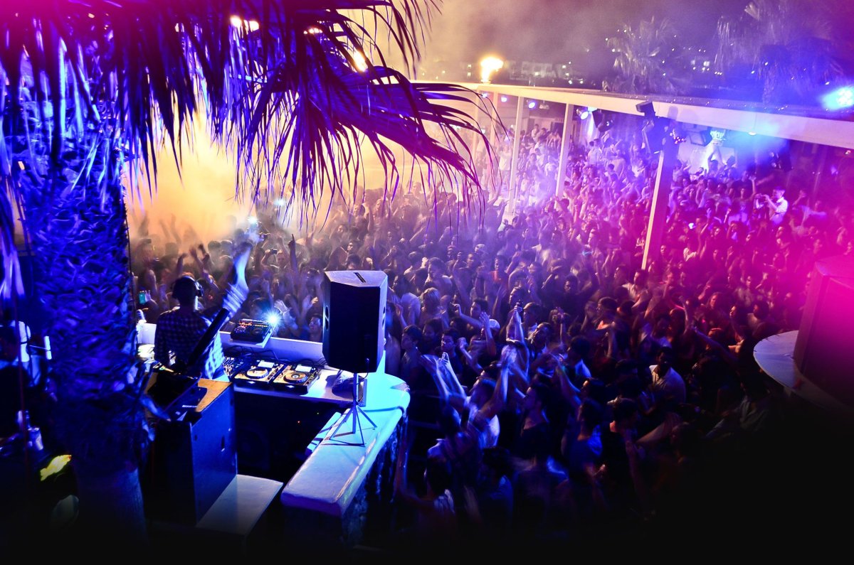 Клубная вечеринка