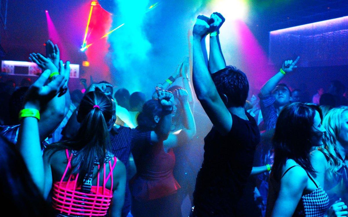 Клубные танцы