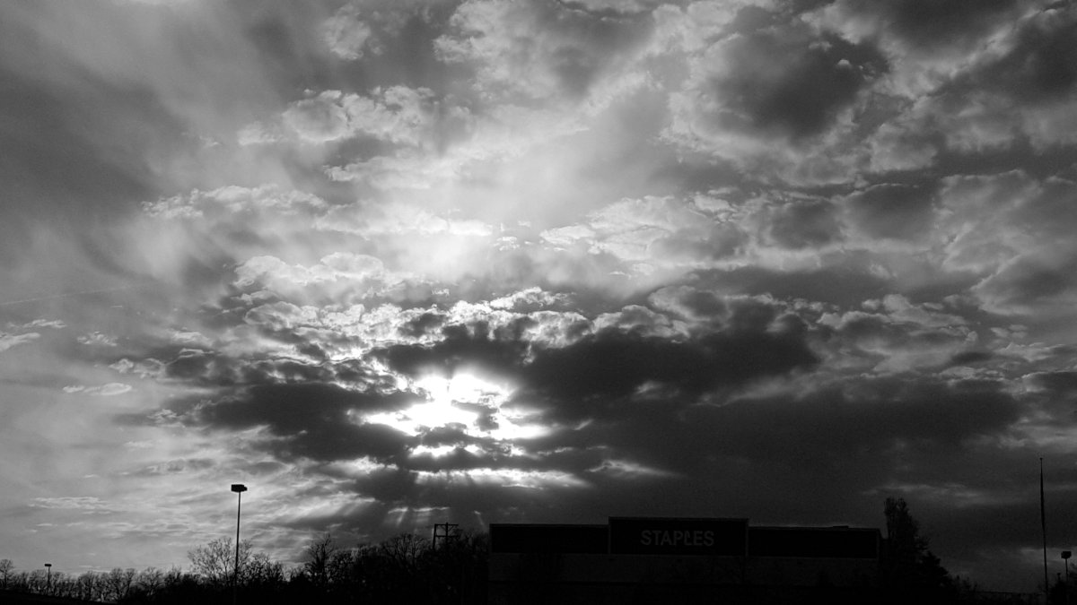 Темное небо