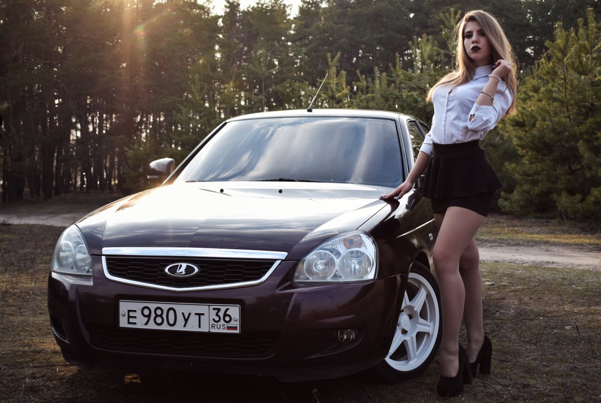 Приора БПАН С девушкой