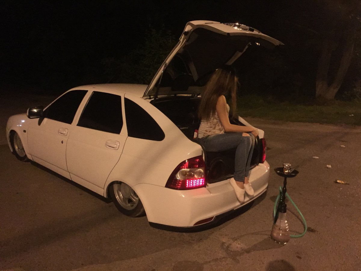 Уличные гонки Лада Приора хэтчбек