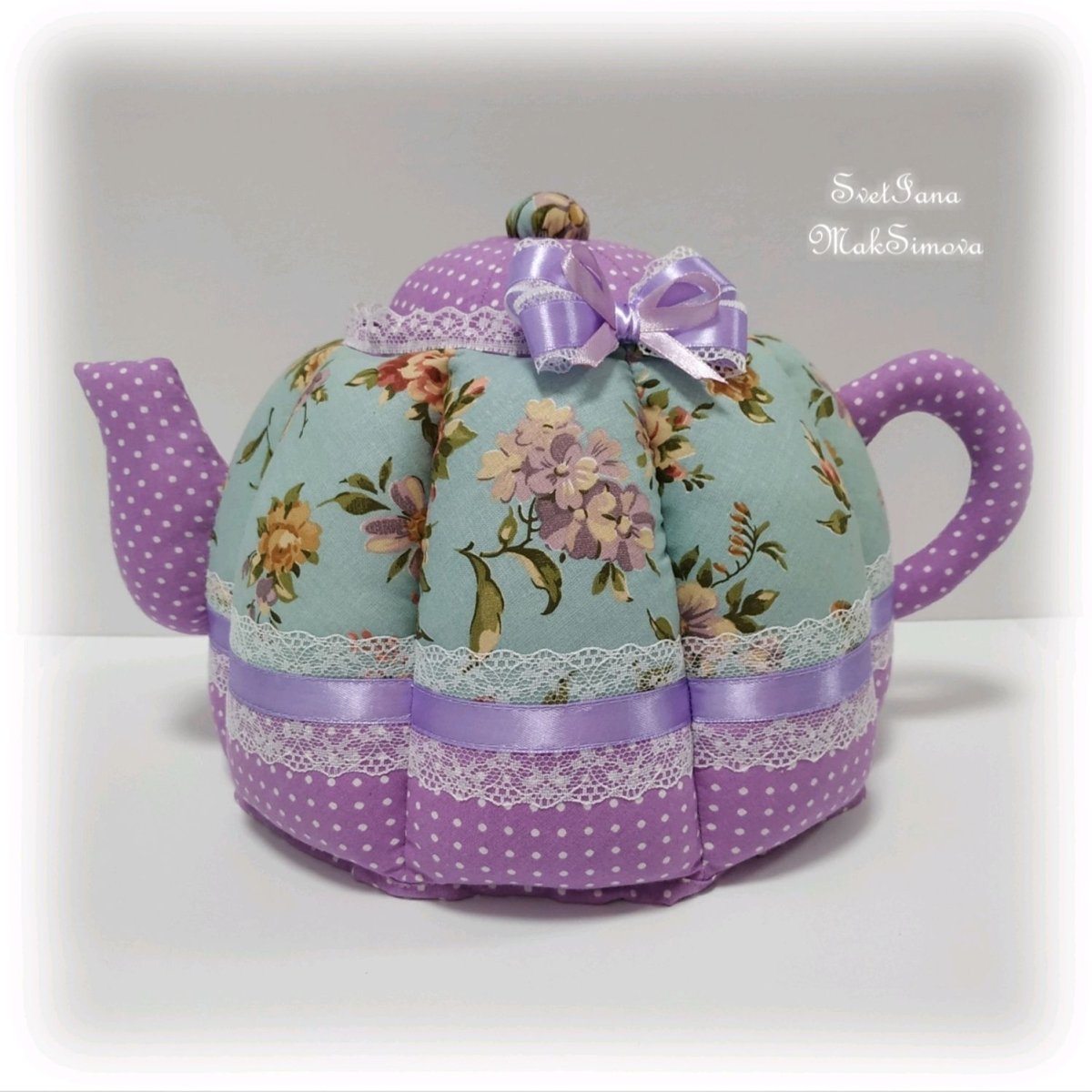 Грелка на чайник в виде чайника