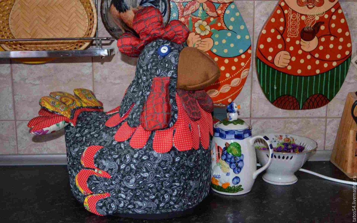 Грелка на чайник слон