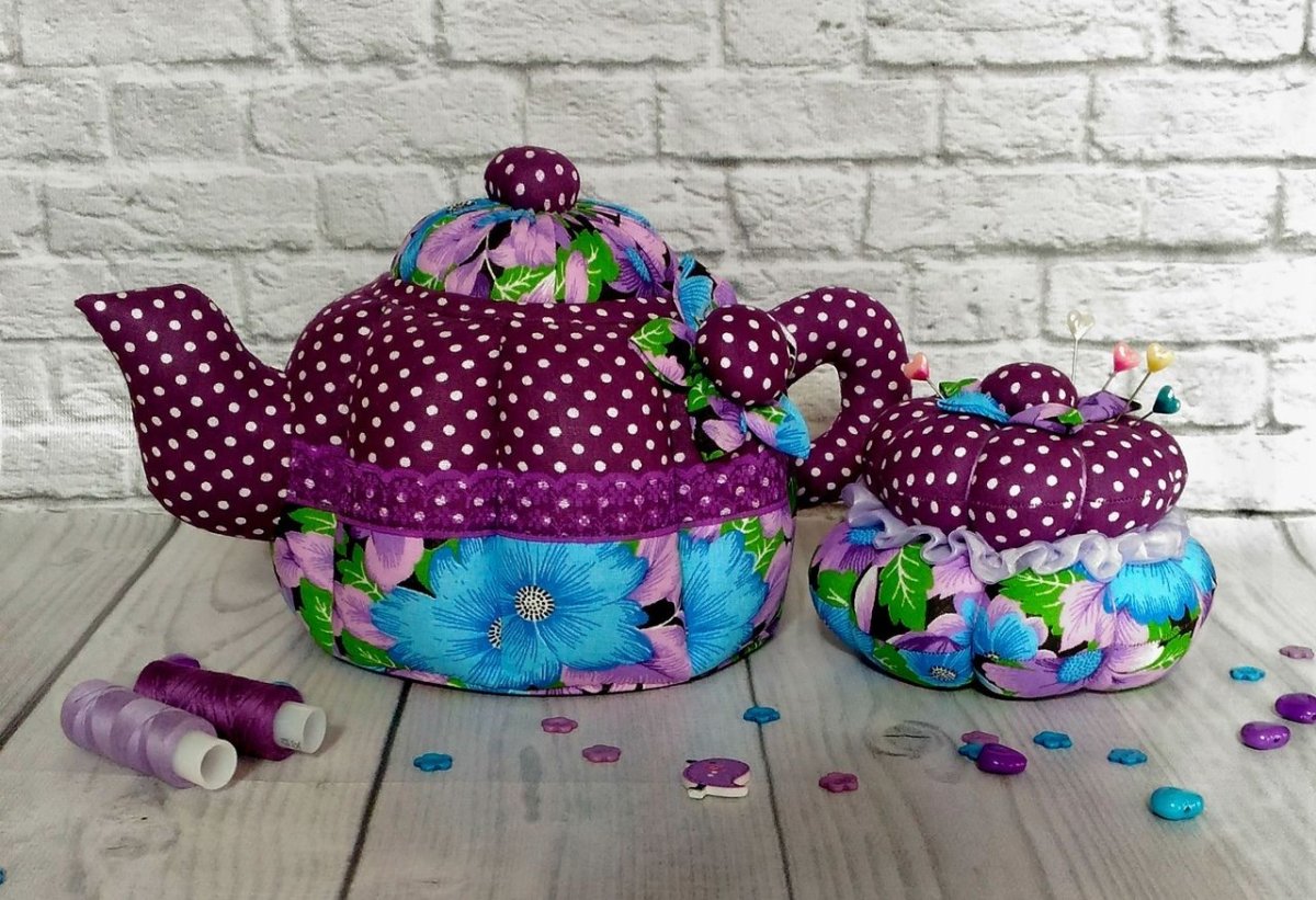 Грелка на чайник кот вязаный