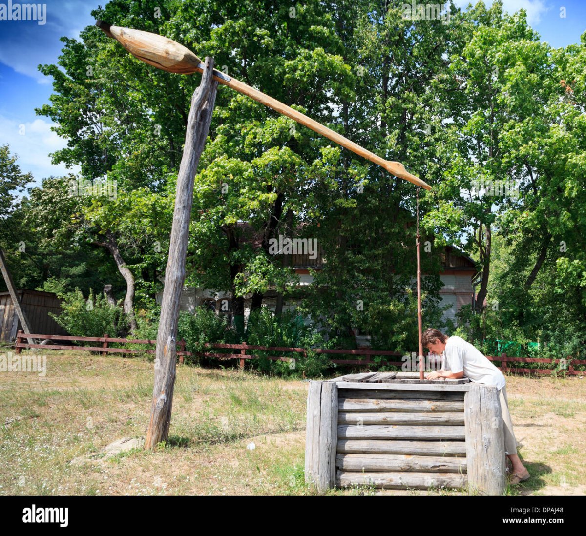 Деревенский колодец "Журавель"