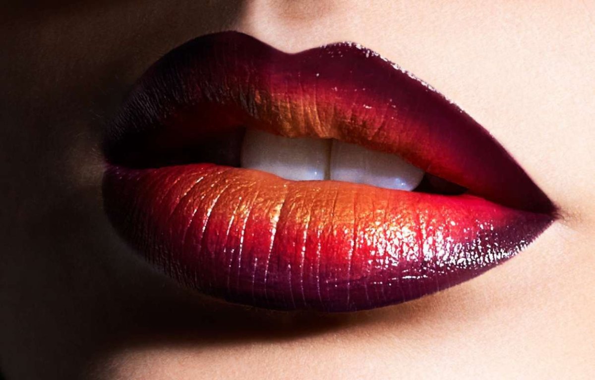 Разноцветные губы