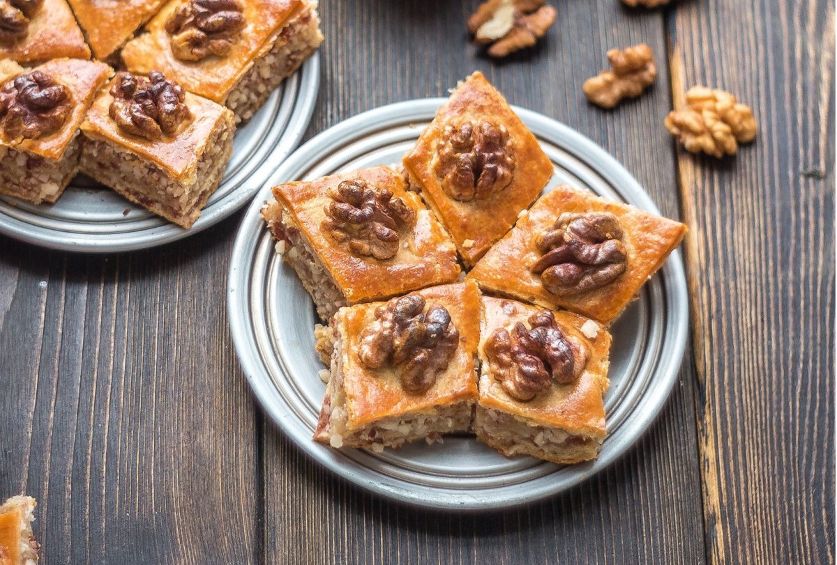Пахлава Бакинская с грецким орехом