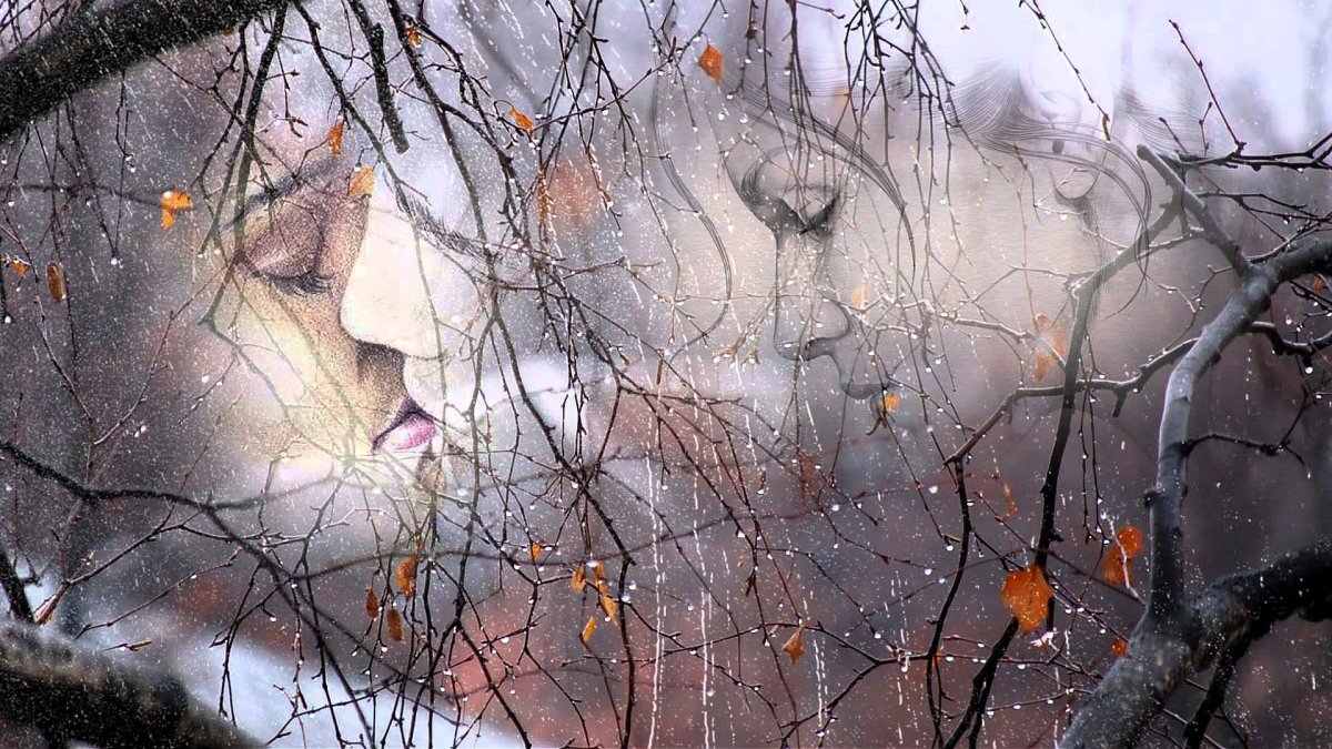 Грустная блондинка со спины