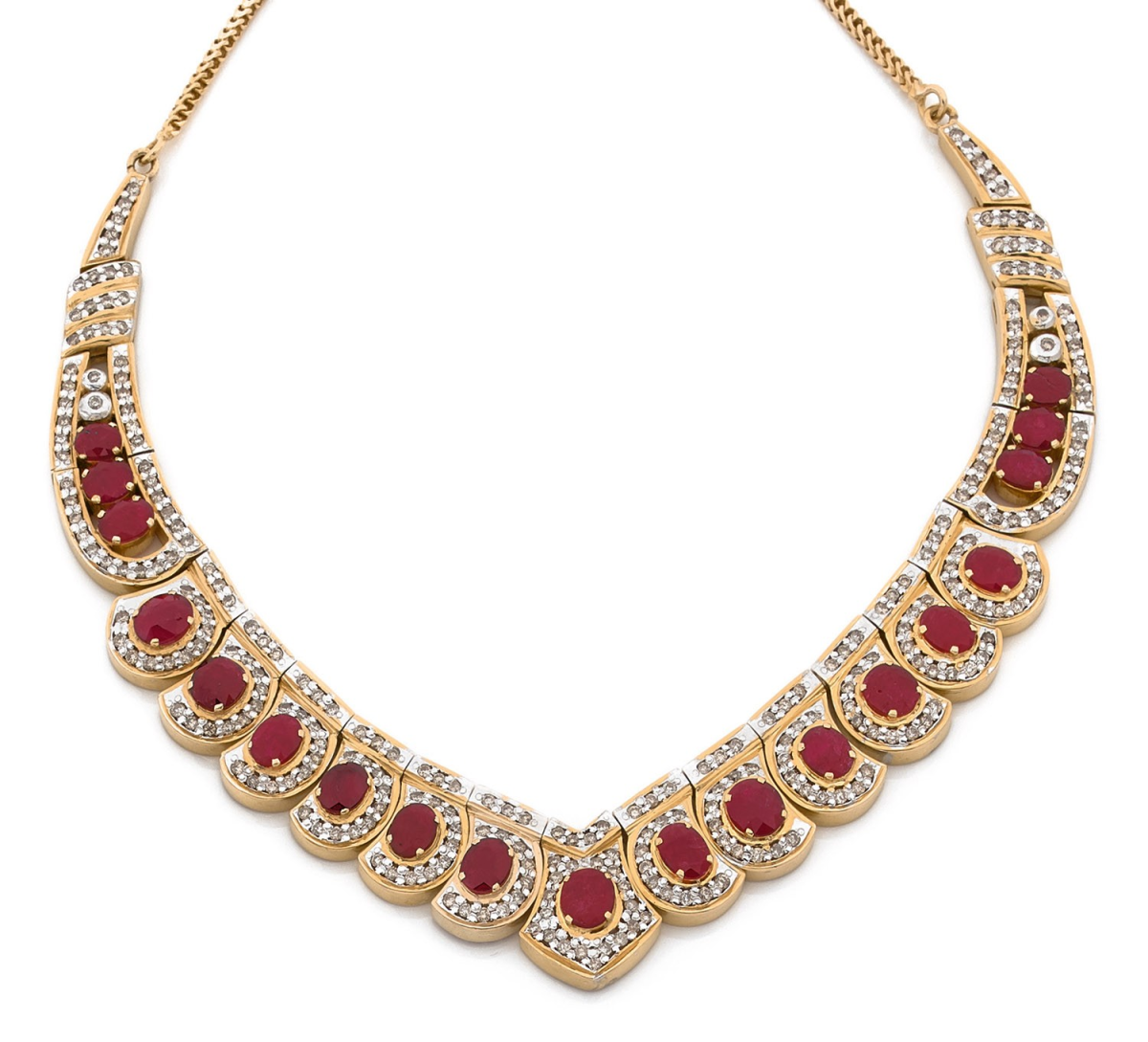 Крупное золотое колье