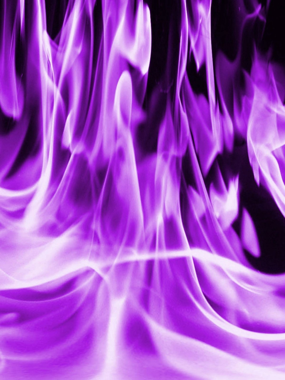 Фиолетово зеленый огонь