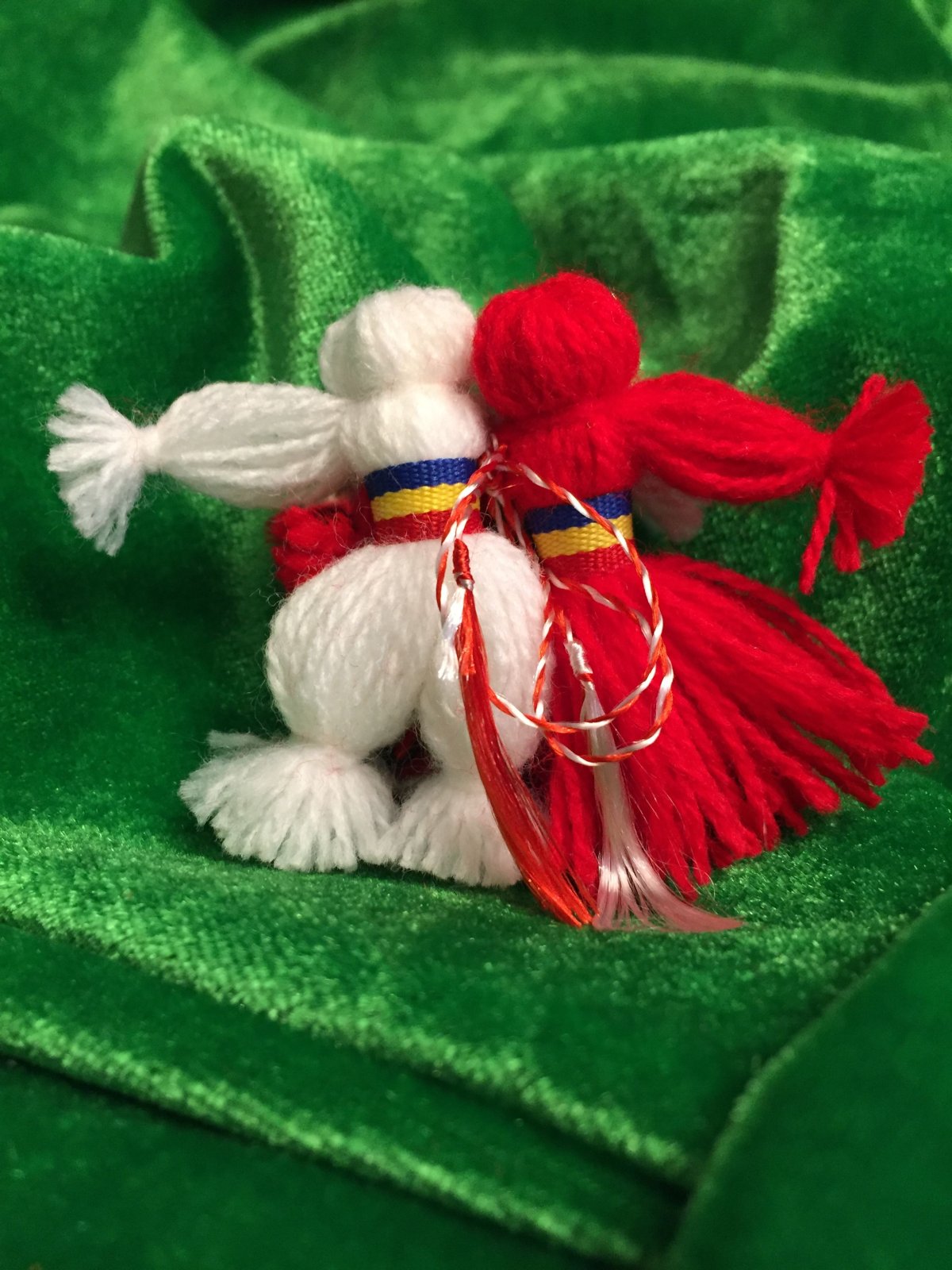 Мэрцишор брошь