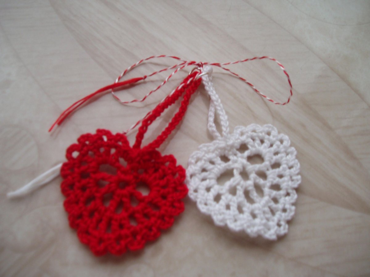 Мэрцишор на прозрачном фоне