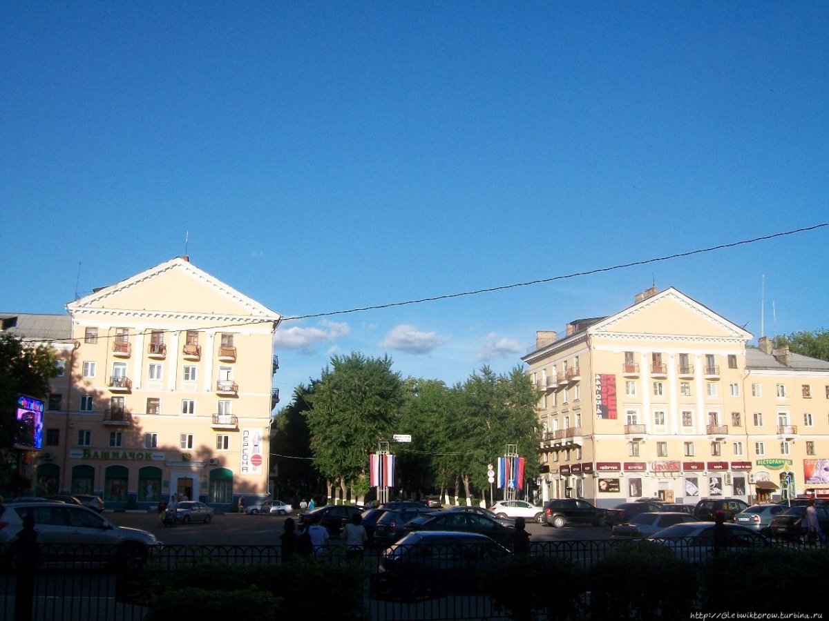 Воскресенский храм Славянска