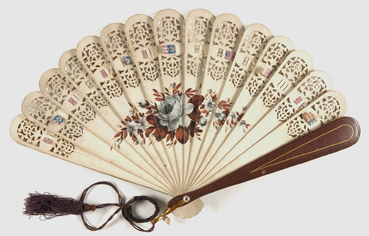 Веер в театре