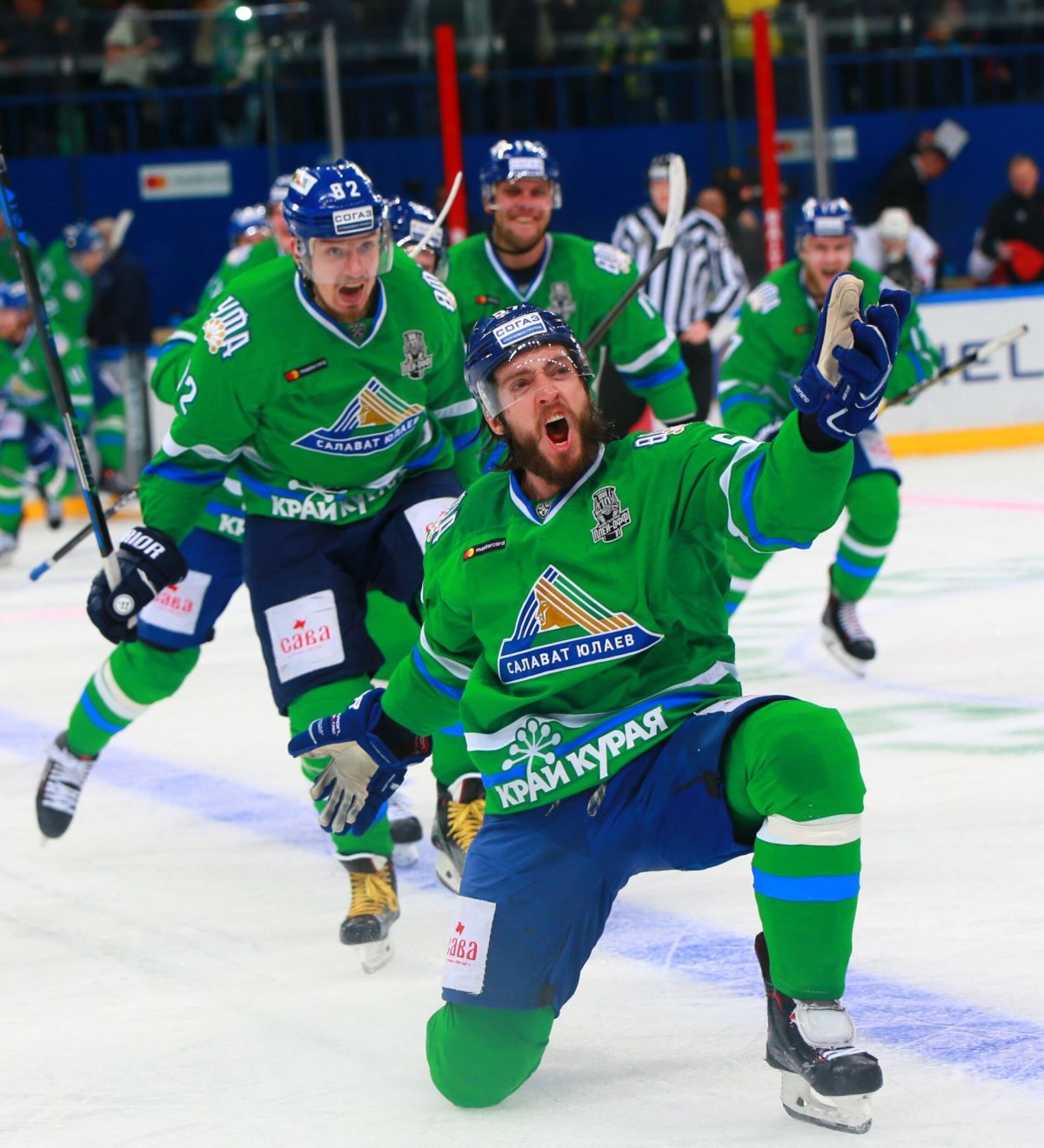Салават Юлавев хоккейных клуб