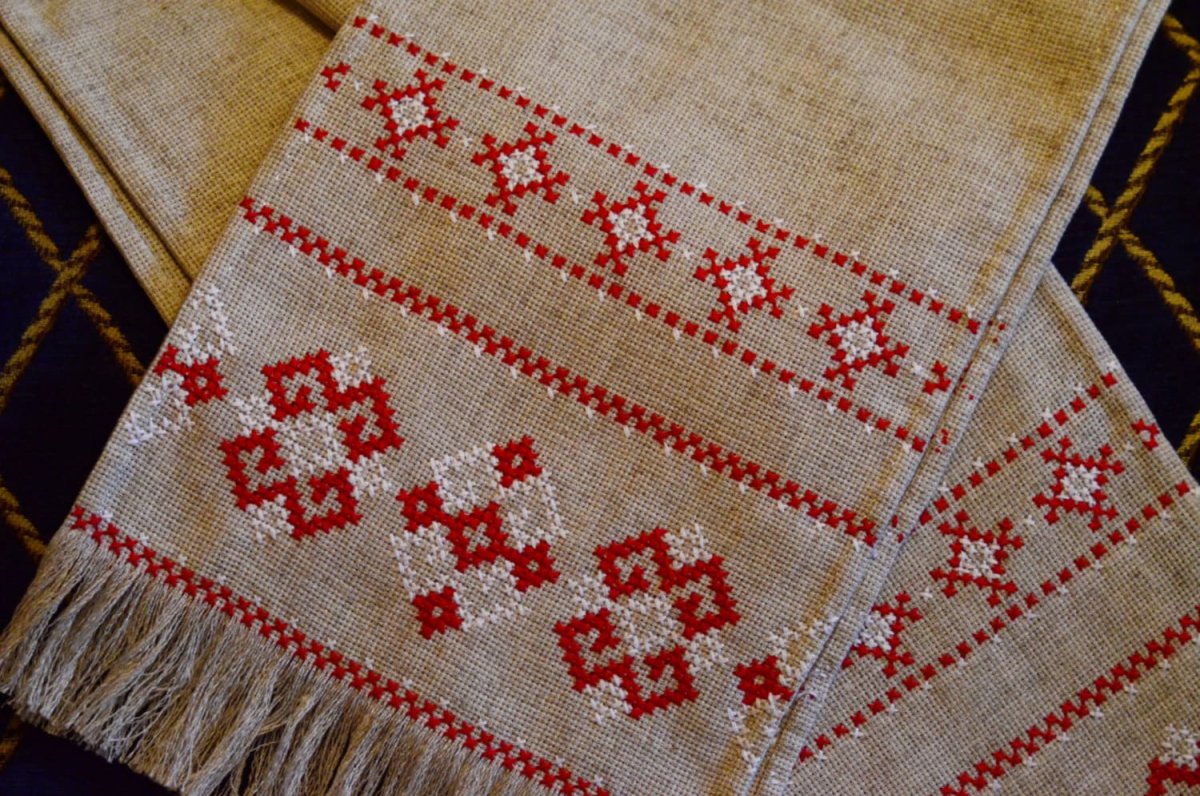 Старинные полотенца с вышивкой