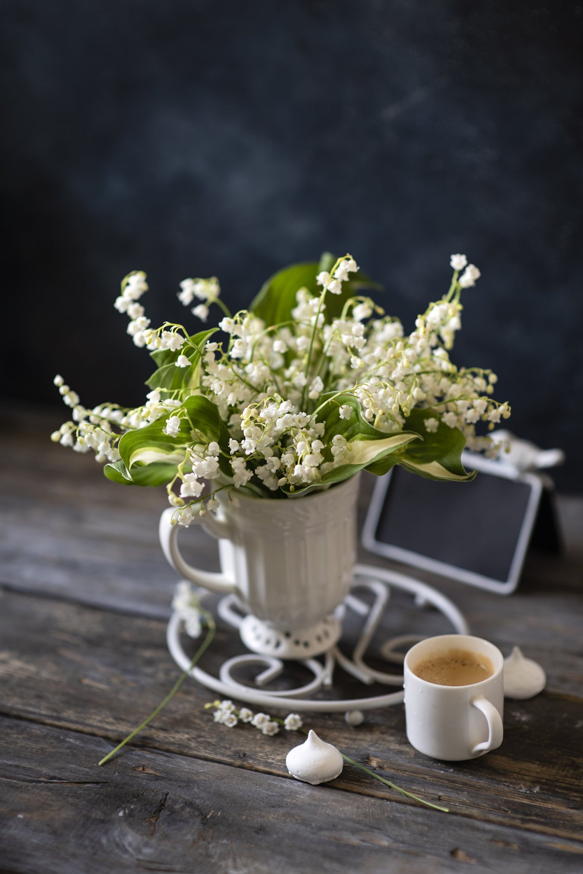 Чашка кофе и Ландыши