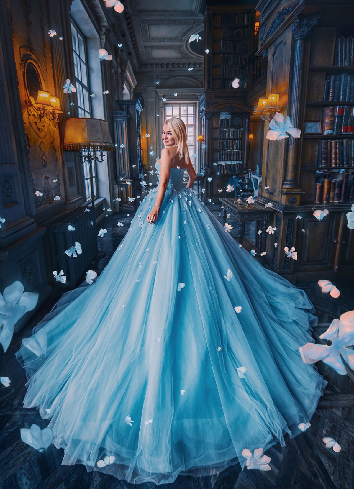 Яна Рудковская в голубом платье