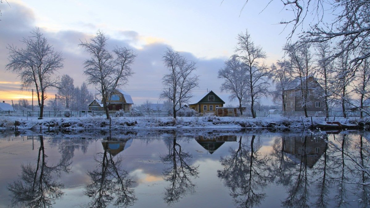 Весенний пейзаж цветут сады
