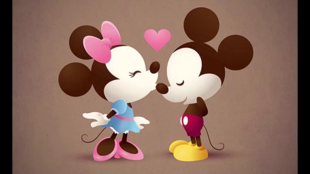 Микки Маус и Минни Маус