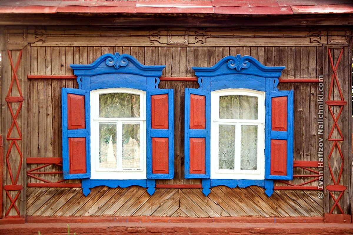 Наличники со ставнями