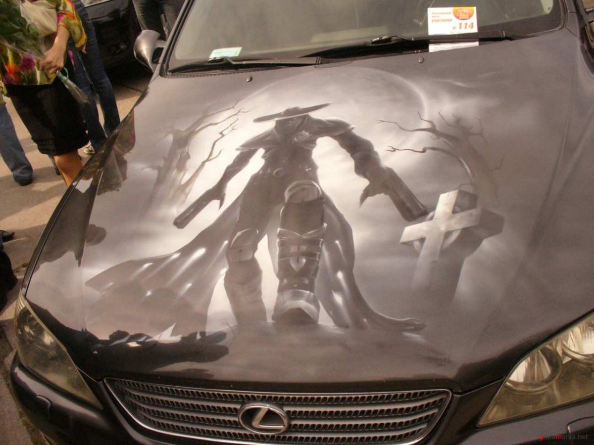 Аэрография черепа на авто