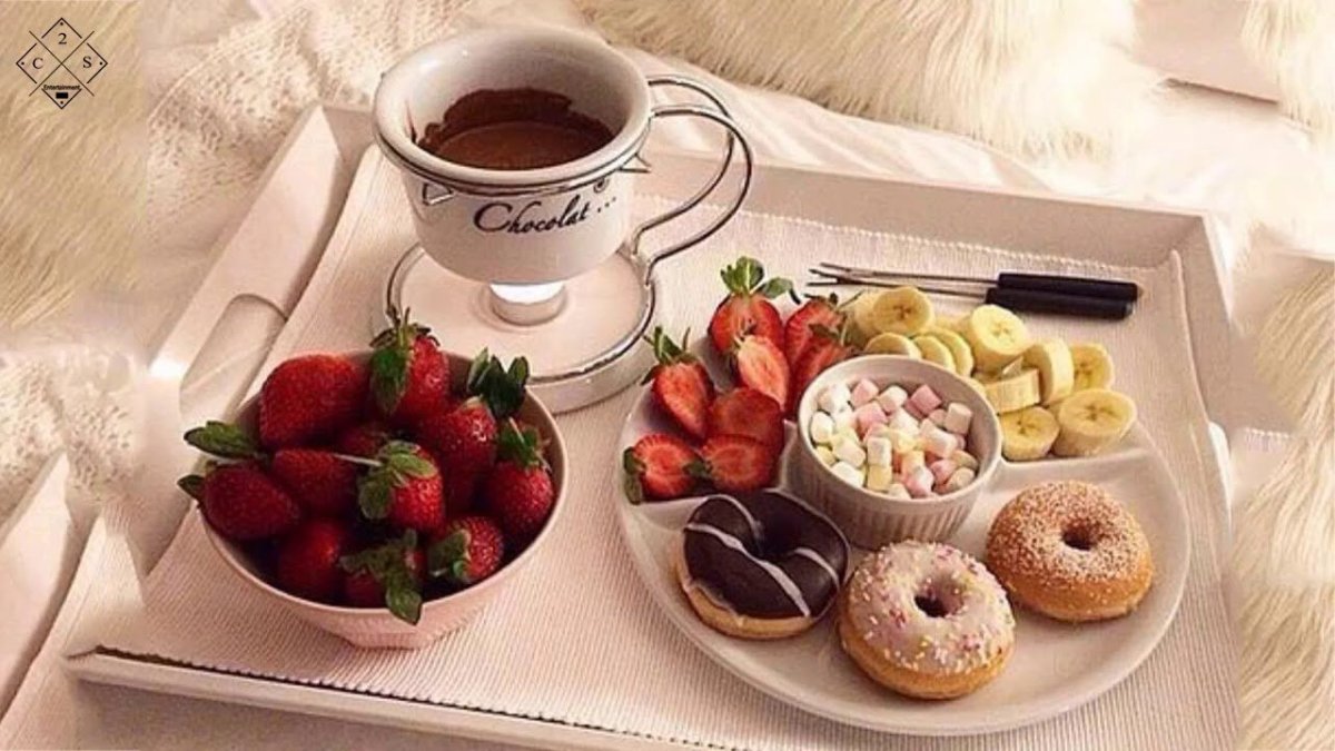 Завтрак в постель любимому