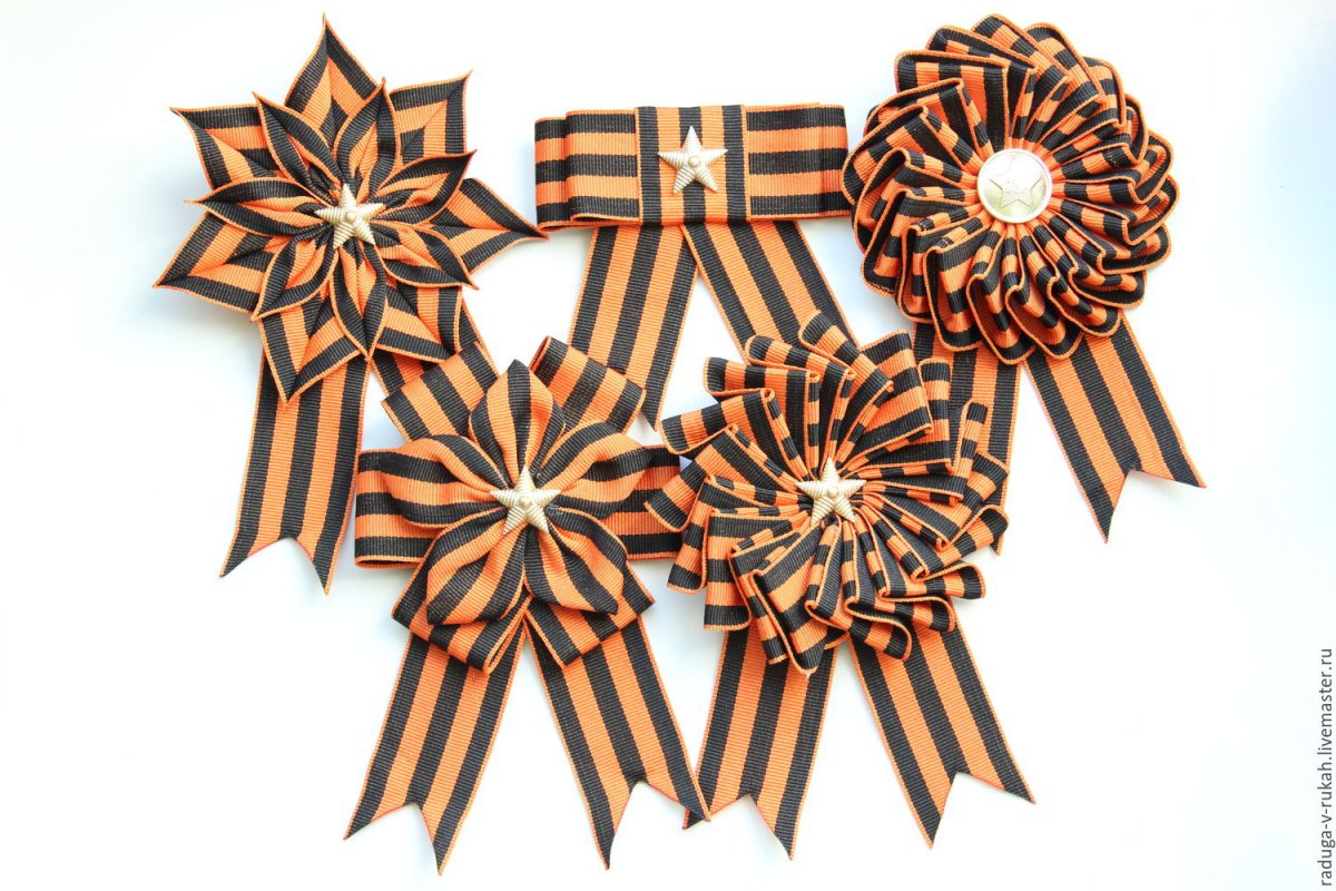 Брошь Георгиевская лента