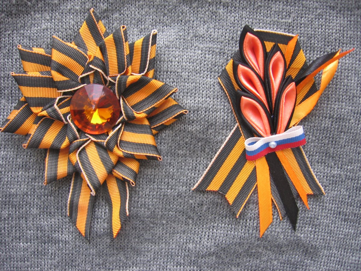 Георгиевская ленточка брошь