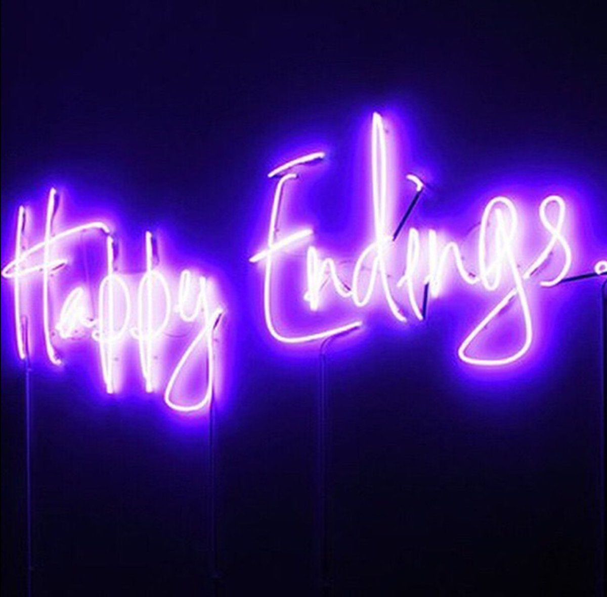 Фиолетовые надписи