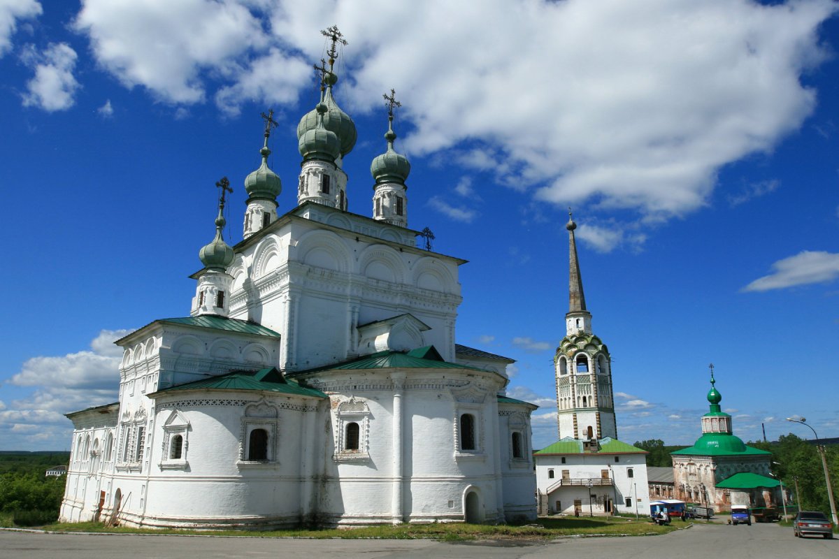 Силуэт Троицкого собора Соликамск