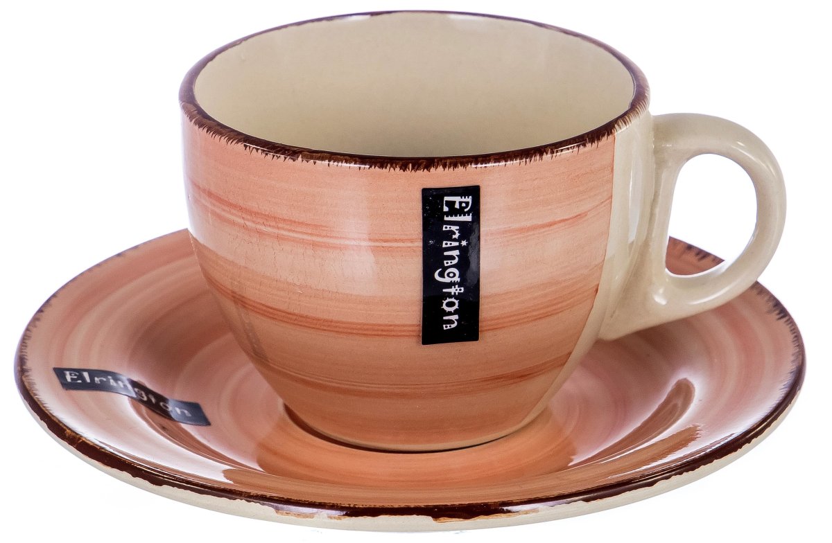 Чашка с блюдцем вектор