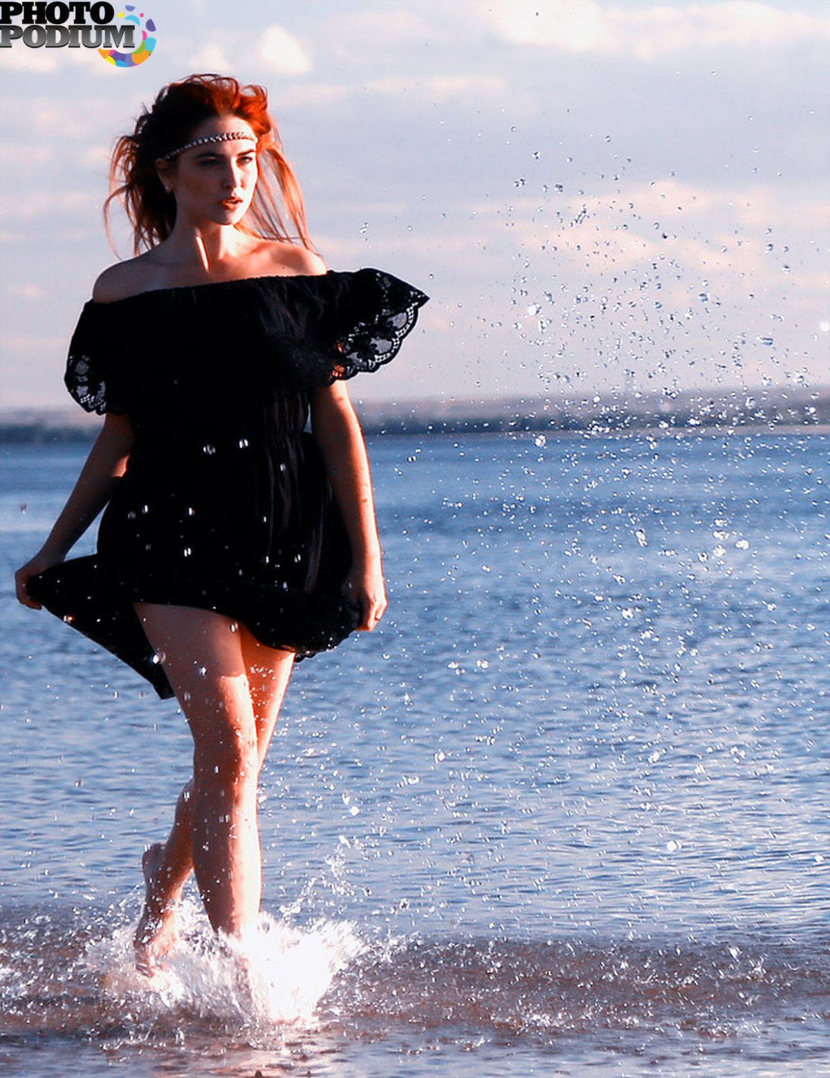 Бегущая по волнам Грин герои