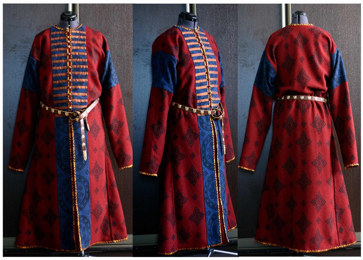 Dina Ragheb в Марокканская платье